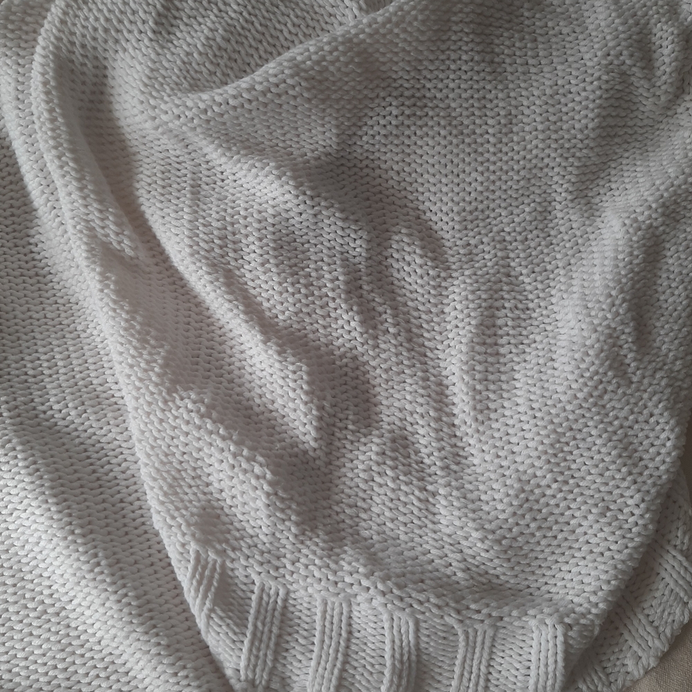 Threshold White Knit Blanket - Picture 2 of 4